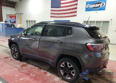 2017 Jeep Compass Trailhawk из США, поврежденный, VIN 3C4NJDDB0HT641363